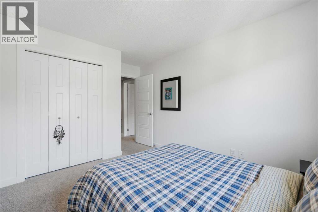 Single Family House 4 Level for Sale in  Sage Bluff Heights NW Sage Hill Calgary 