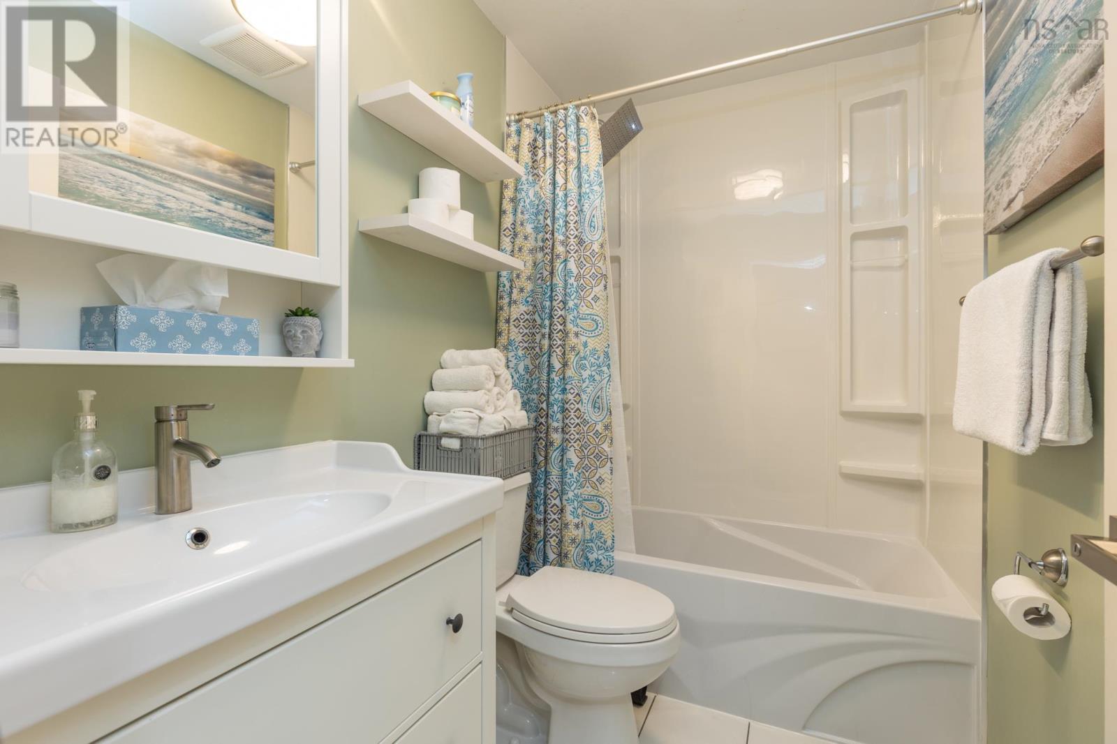 Property 20 of 49 of 35 Sprucewood Drive