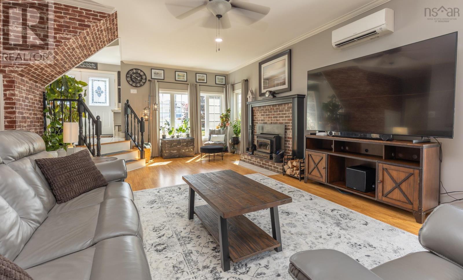 Property 30 of 49 of 35 Sprucewood Drive