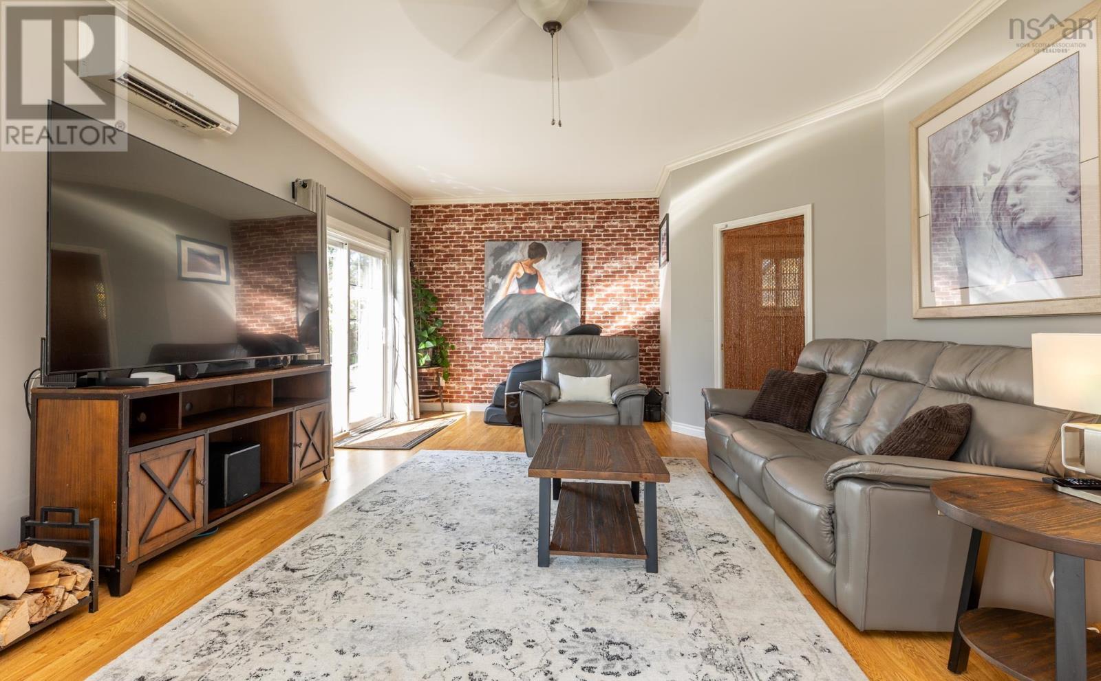 Property 31 of 49 of 35 Sprucewood Drive