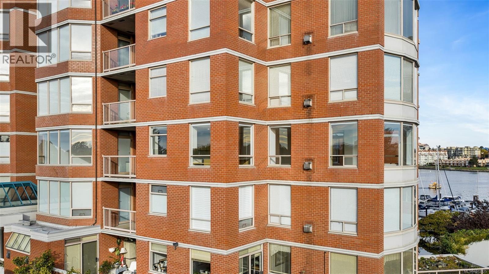 504 630 Montreal Street, Victoria