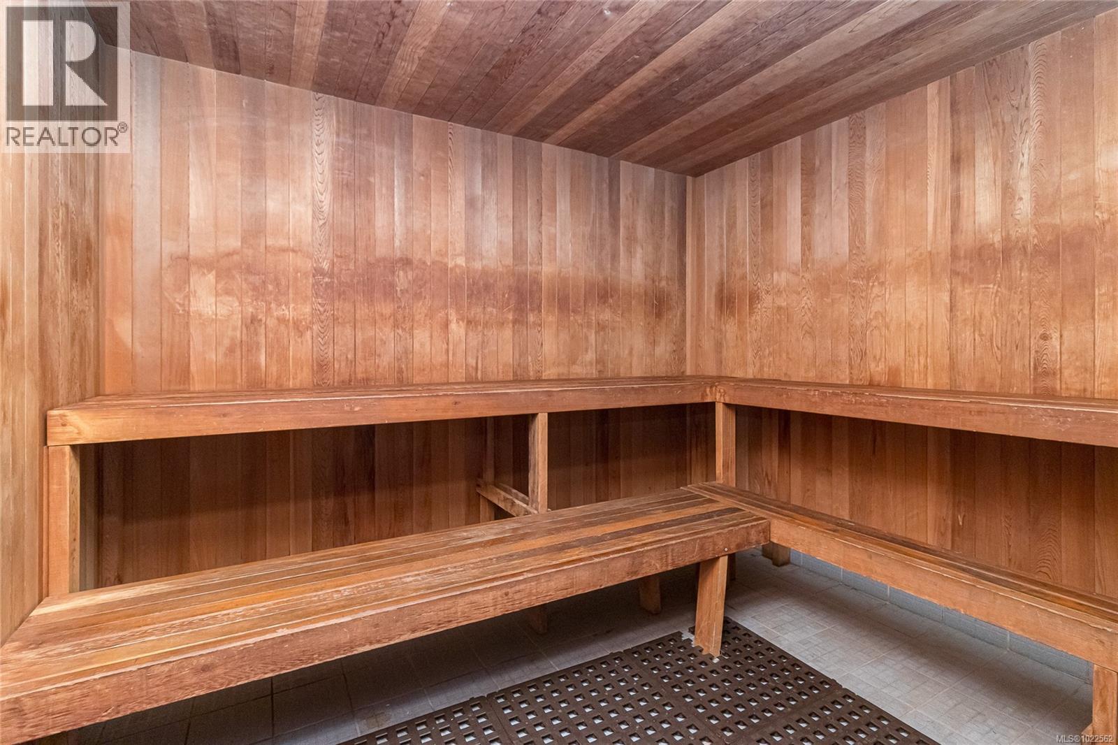 #502 1010 VIEW ST - 26