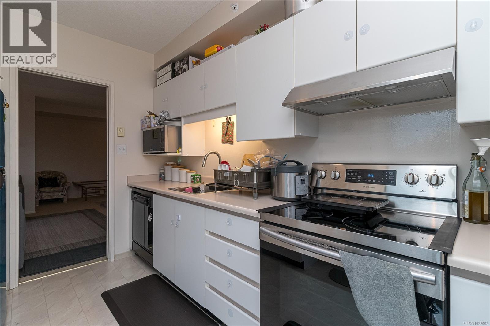 #502 1010 VIEW ST - 15