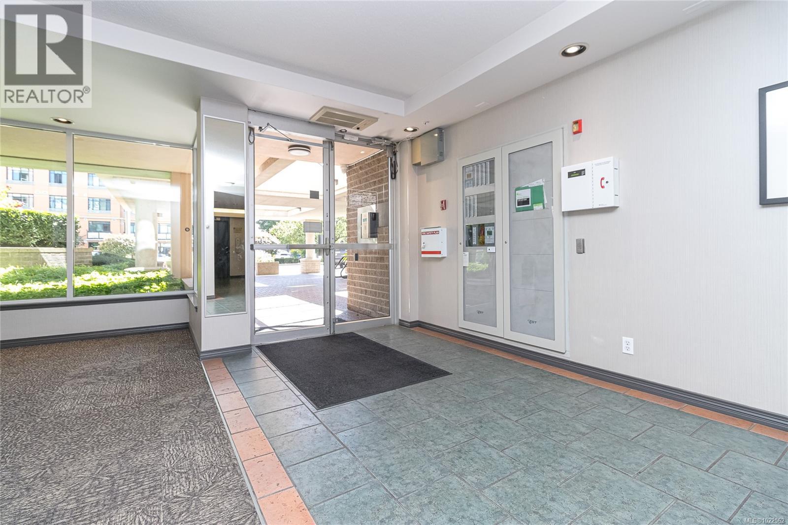 #502 1010 VIEW ST - 6