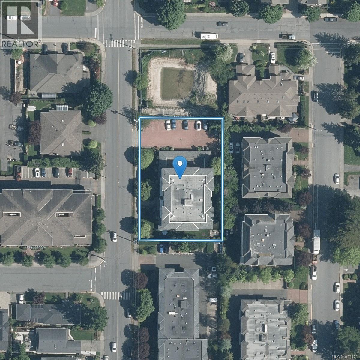 404 9975 Fifth Street, Sidney