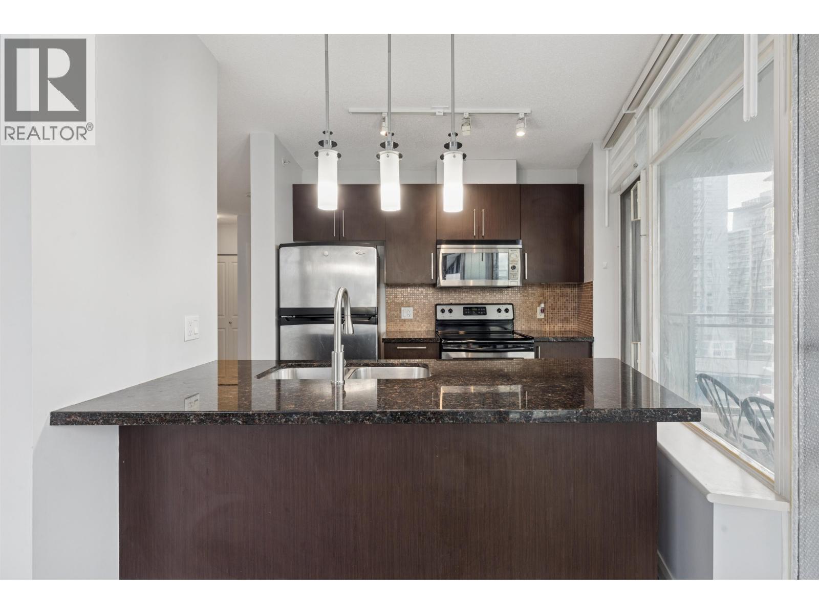 1708 888 CARNARVON STREET, New Westminster