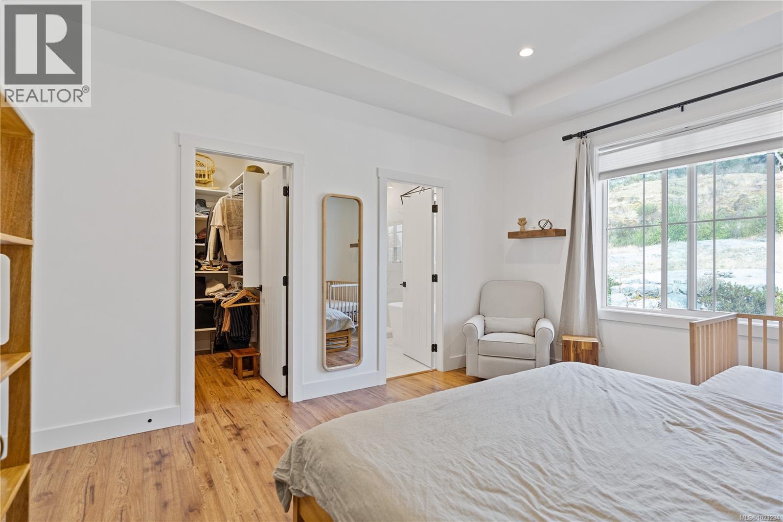 2316 Mountain Heights Dr, Sooke