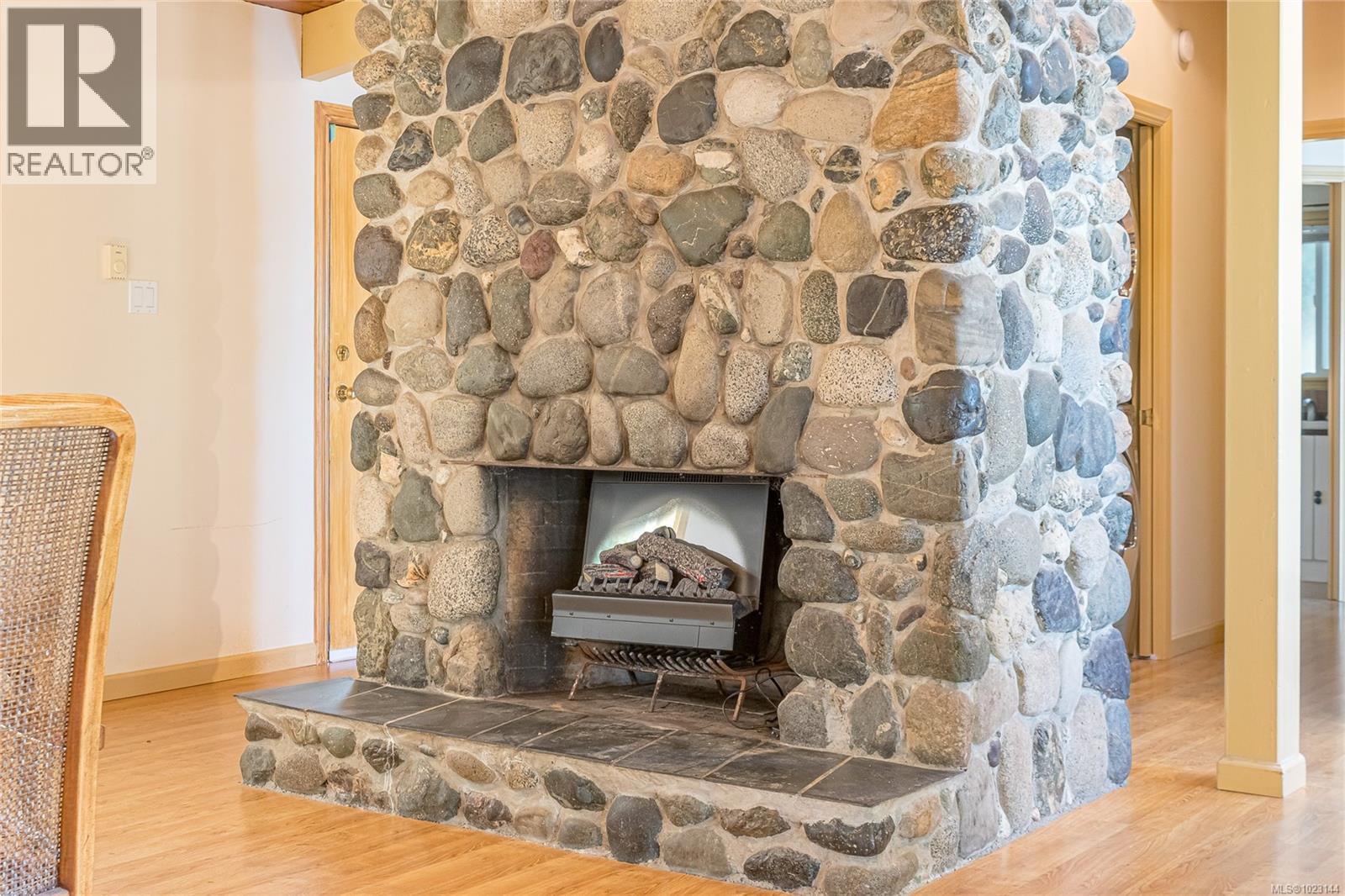 4731 Maple Guard Dr, Bowser