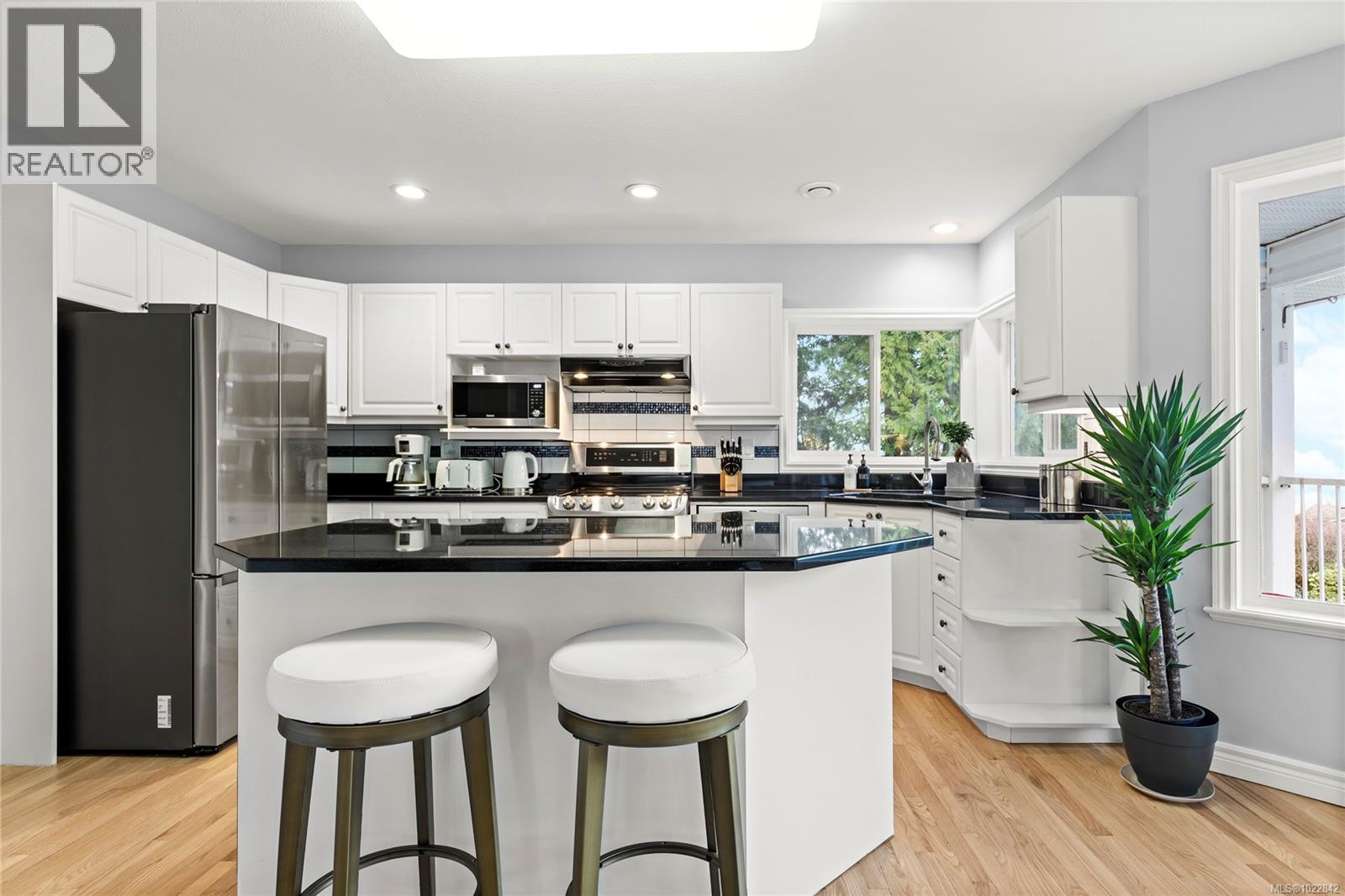 5650 Alder Way, Nanaimo