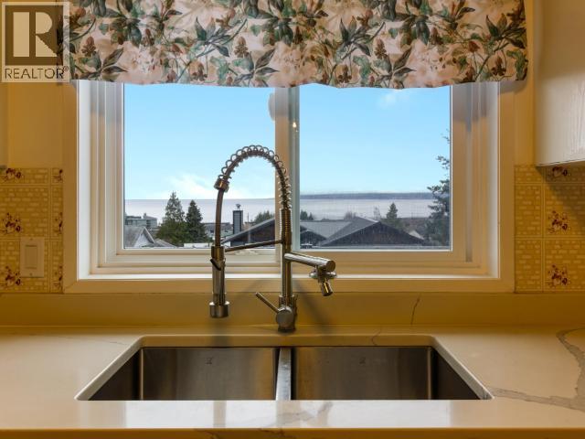 3826 TRAIL PLACE, Powell River