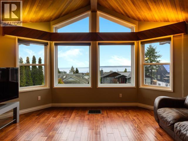 3826 TRAIL PLACE, Powell River