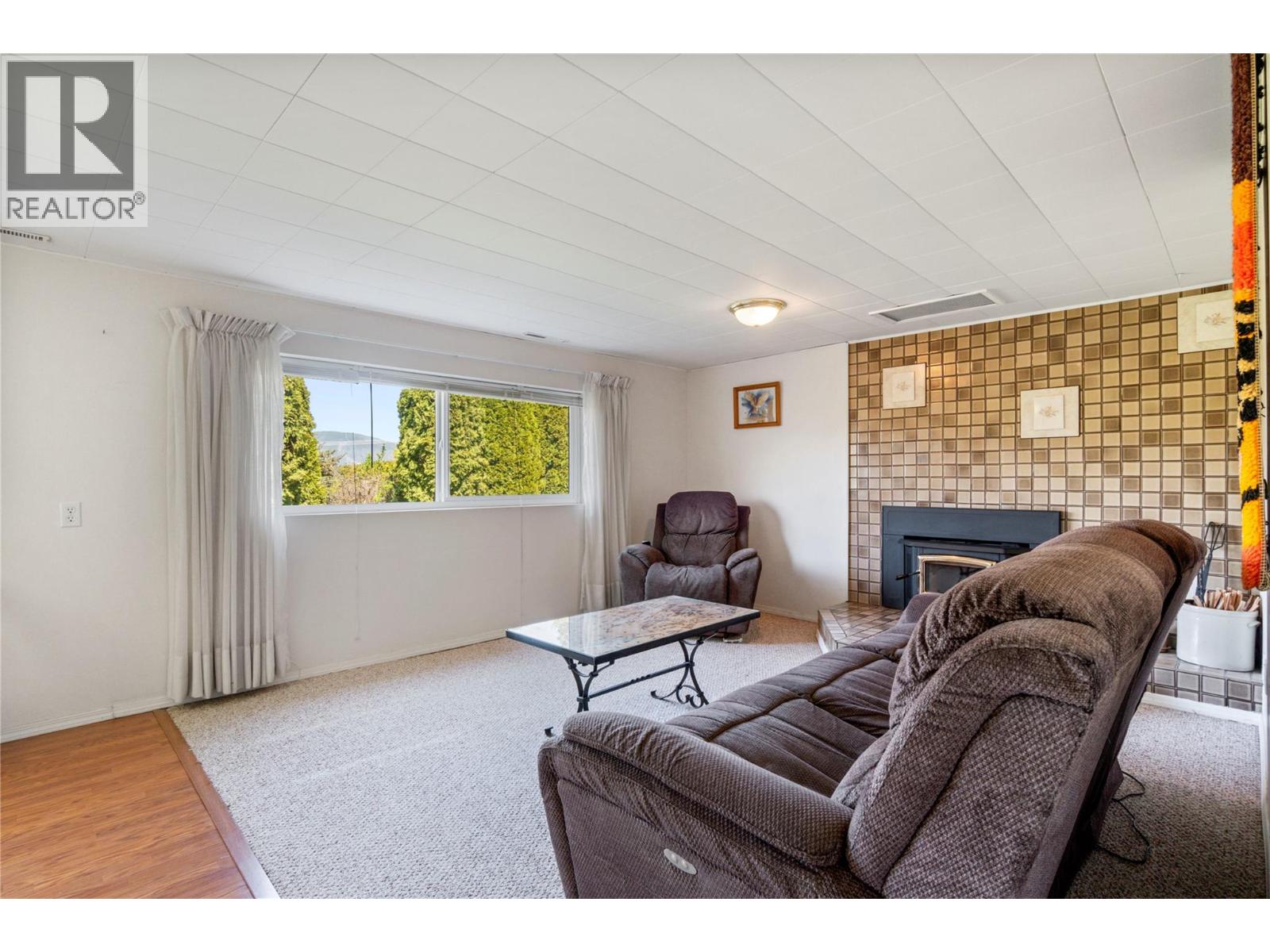 1290 15 Street SE, Salmon Arm