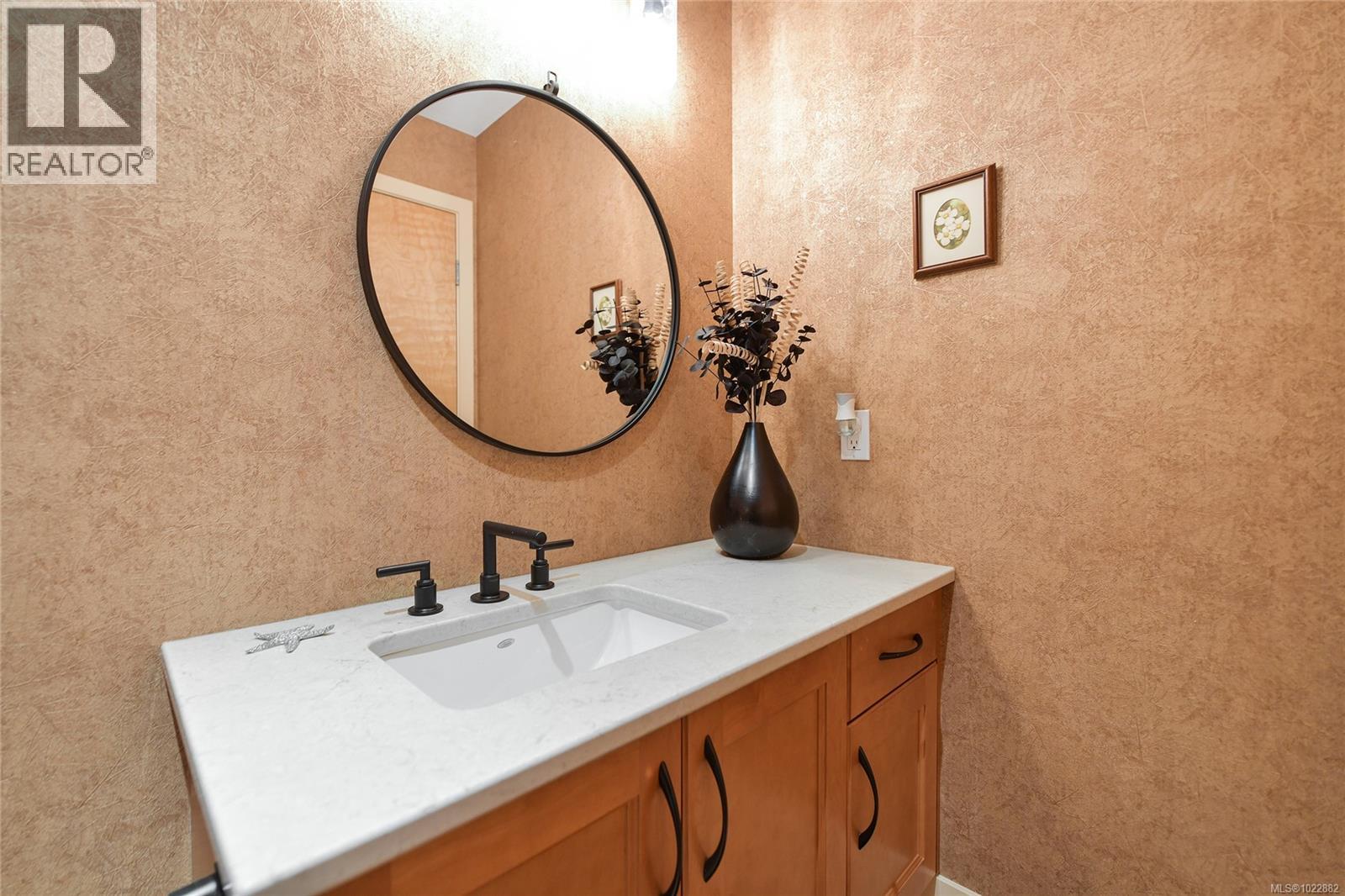  5336 Sayward Hill Crescent, Saanich