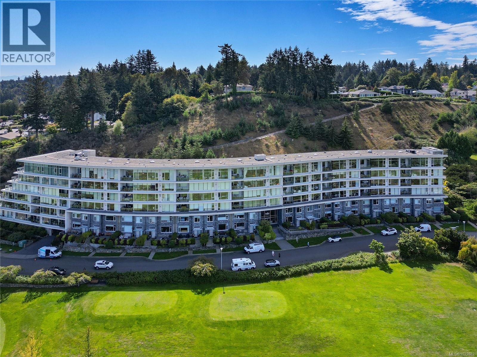  5336 Sayward Hill Crescent, Saanich