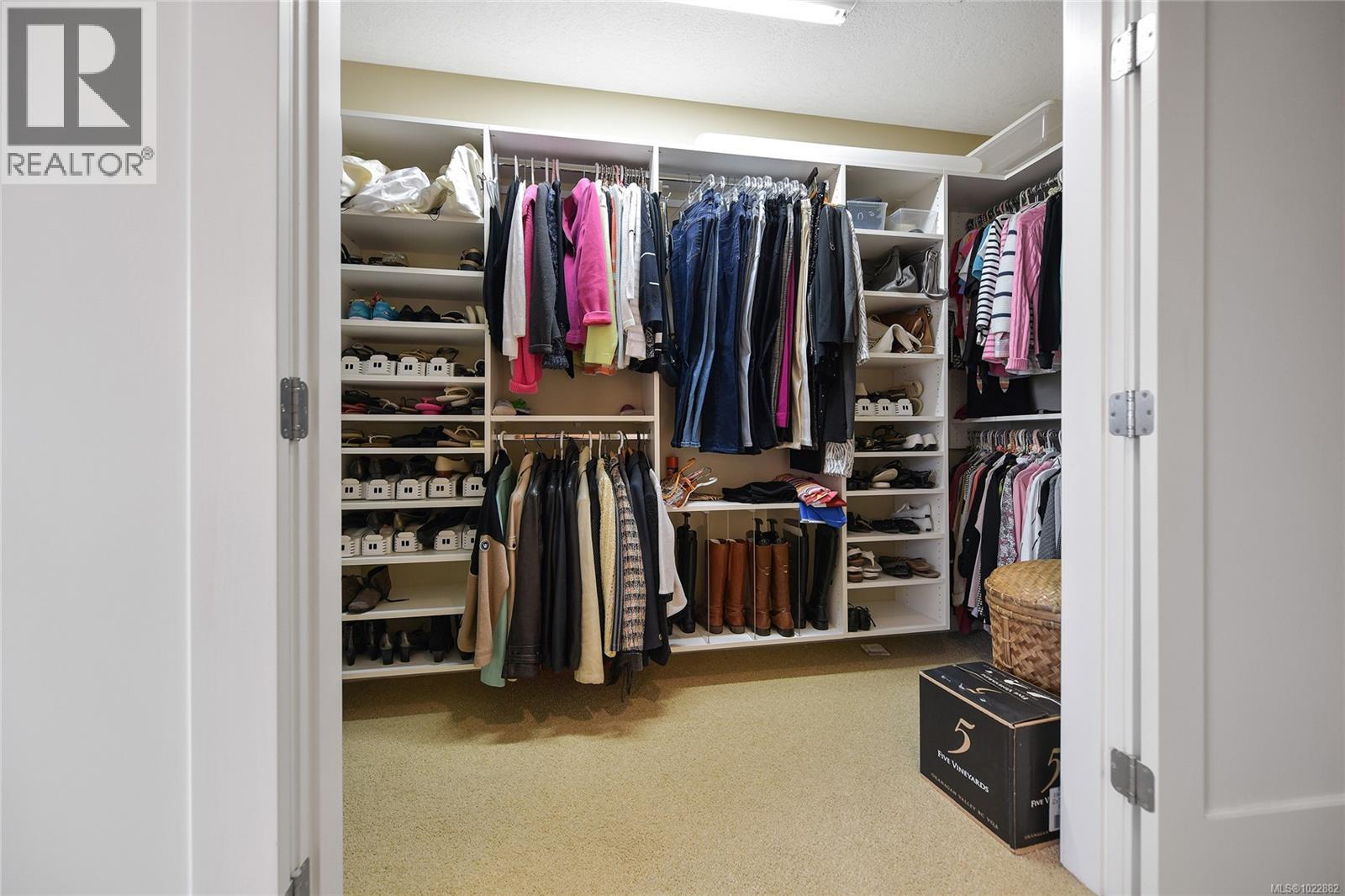  5336 Sayward Hill Crescent, Saanich