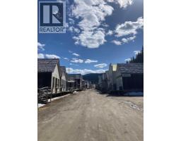 Main Street, Wells Barkerville, BC V0K1B0 Photo 6