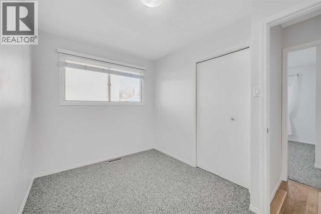 Single Family House Bungalow for Sale in  Sacramento Drive SW Southwood Calgary 