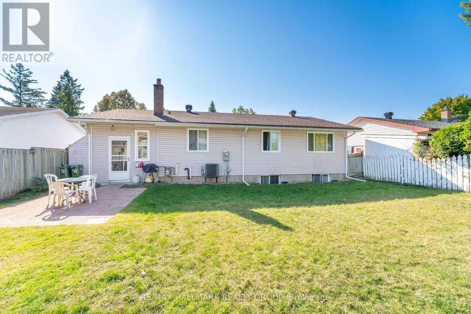 591 EASTVALE DRIVE — photo 37