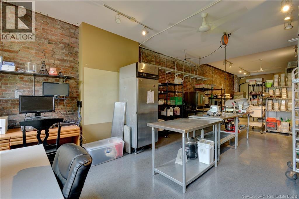 68 KING STREET - 12
