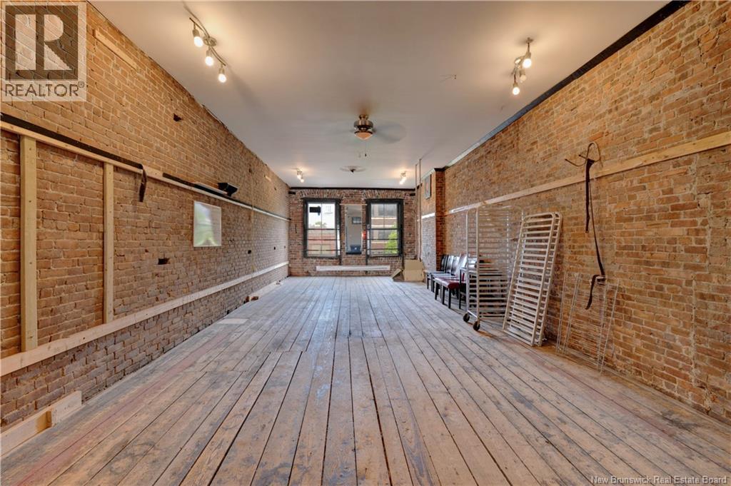 68 KING STREET - 16