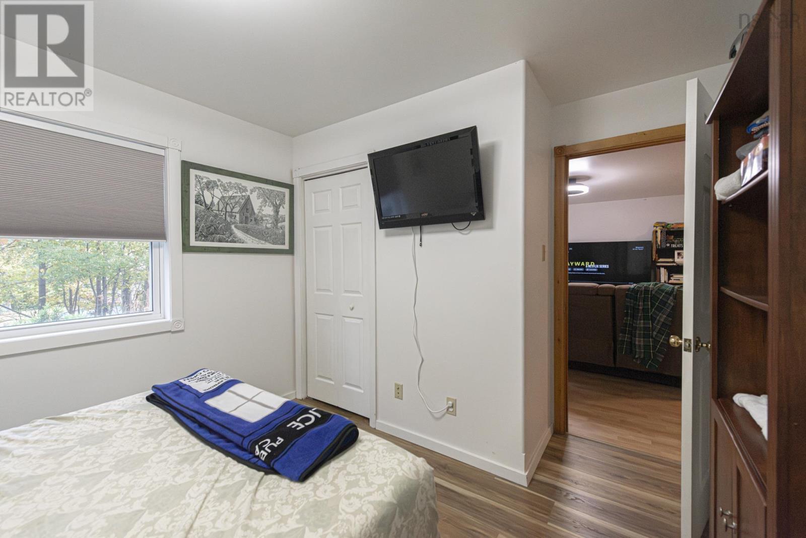 Property 27 of 46 of 157 North Avenue