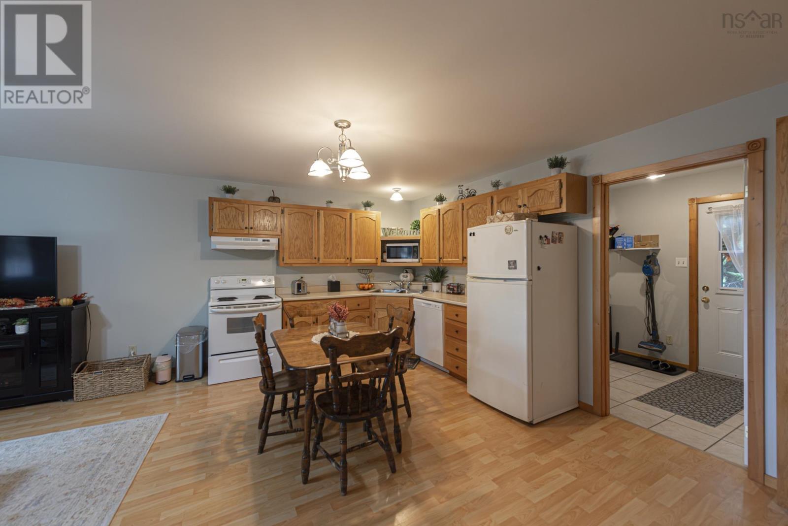 Property 9 of 46 of 157 North Avenue