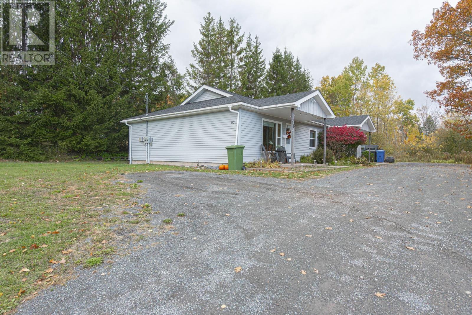 Property 40 of 46 of 157 North Avenue