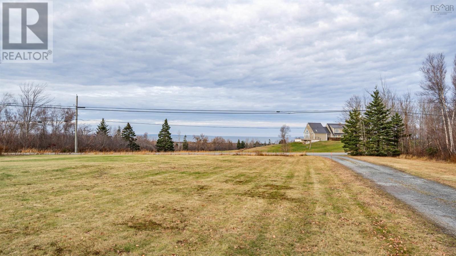 Property 35 of 43 of 5918 Little Harbour Road