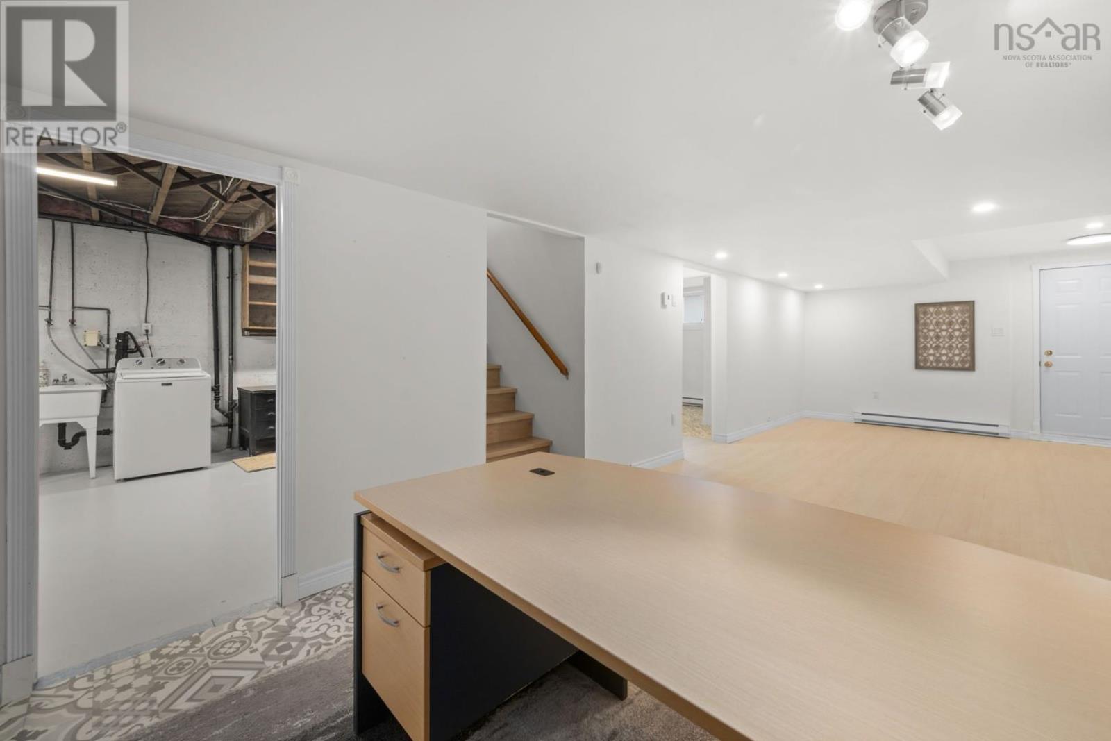 Property 35 of 51 of 27 Dartmoor Crescent