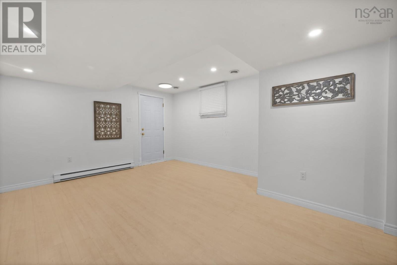 Property 32 of 51 of 27 Dartmoor Crescent