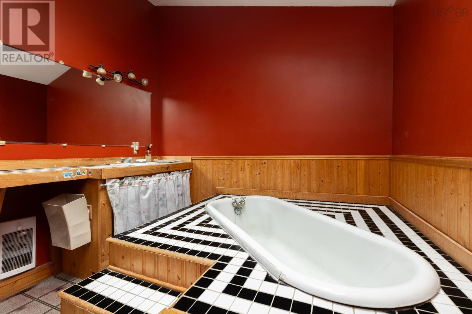 Property 27 of 33 of 9333 Highway 3