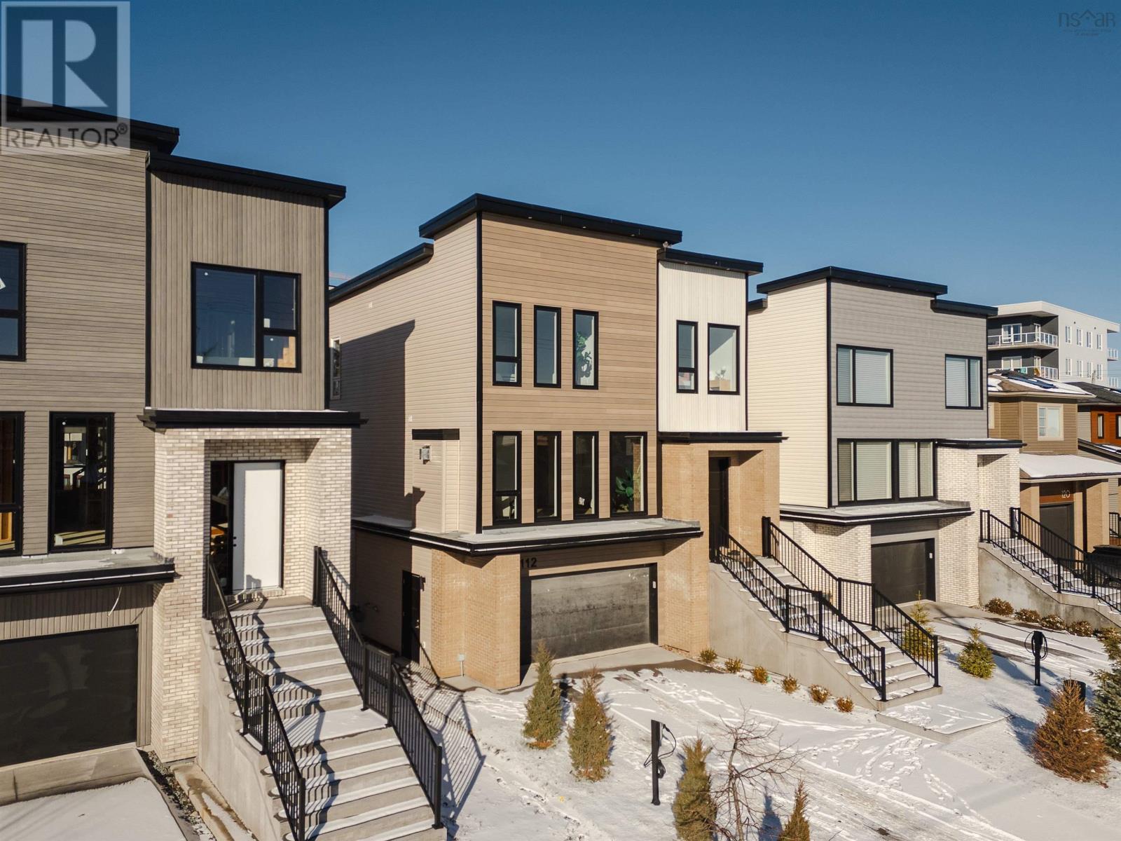 Property 3 of 48 of 112 Samaa Court