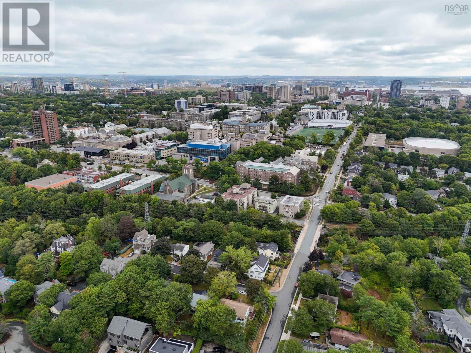 Property 40 of 41 of 106 1270 Oxford Street