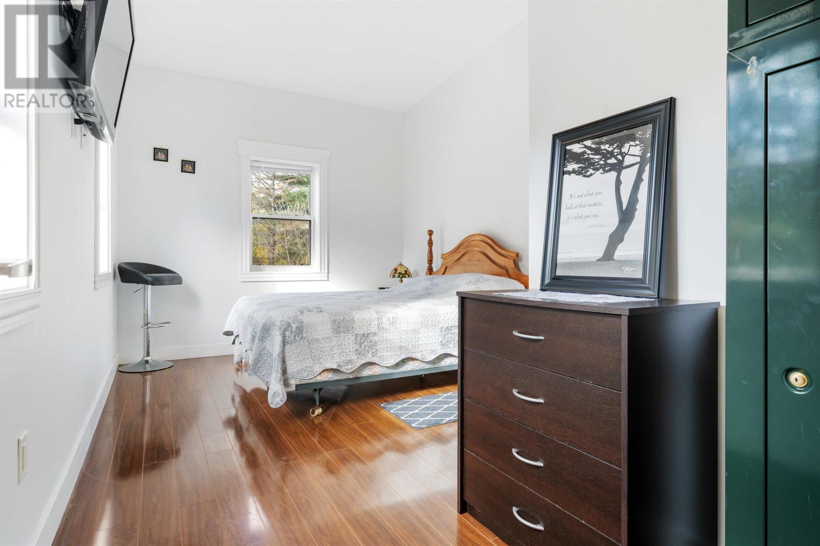 Property 22 of 38 of 208 PLEASANT Street