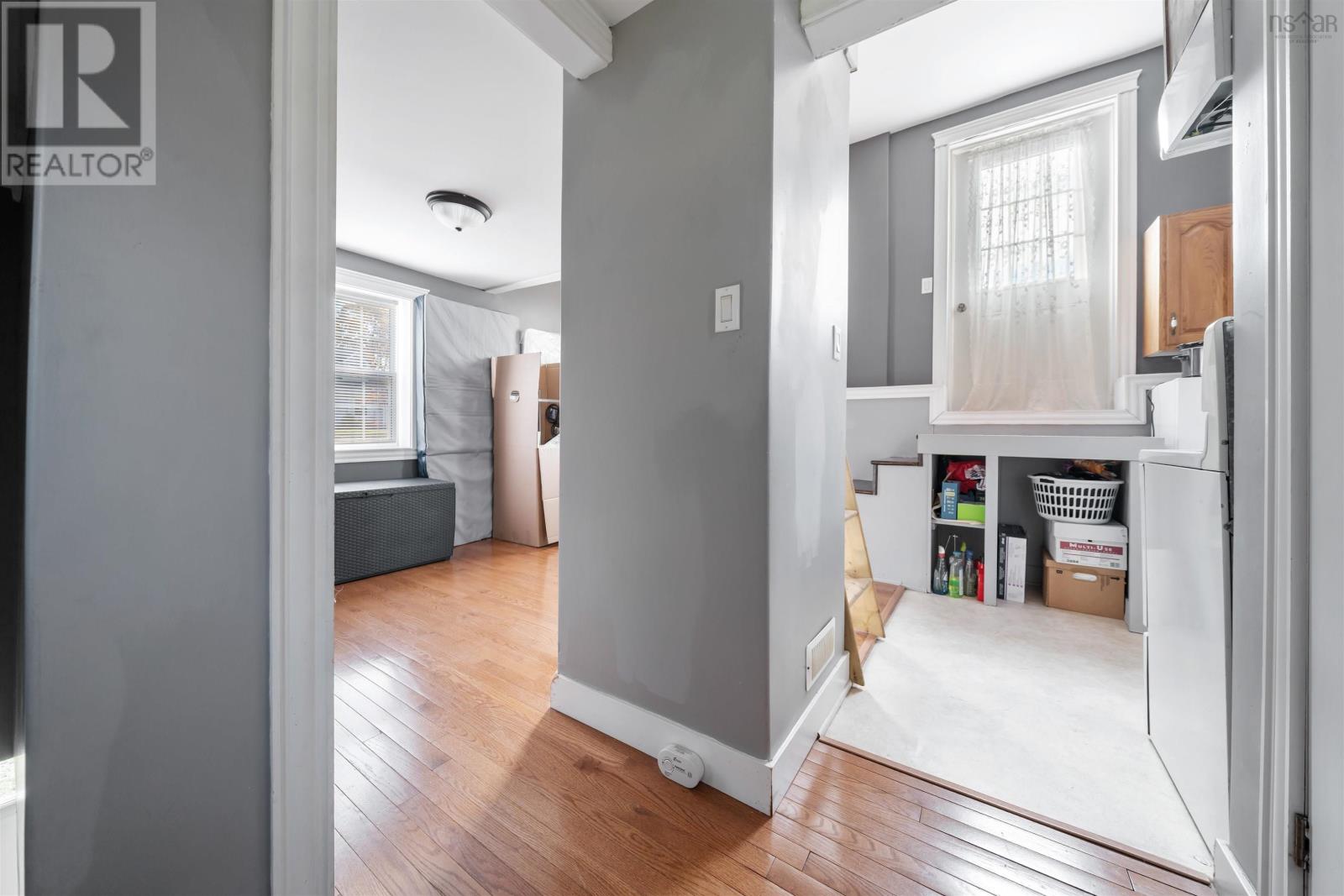 Property 26 of 38 of 208 PLEASANT Street