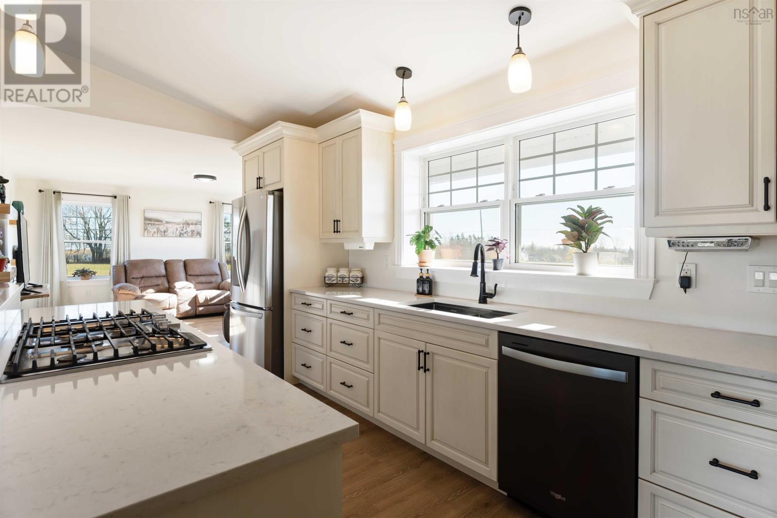 Property 7 of 40 of 2313 Davidson Street