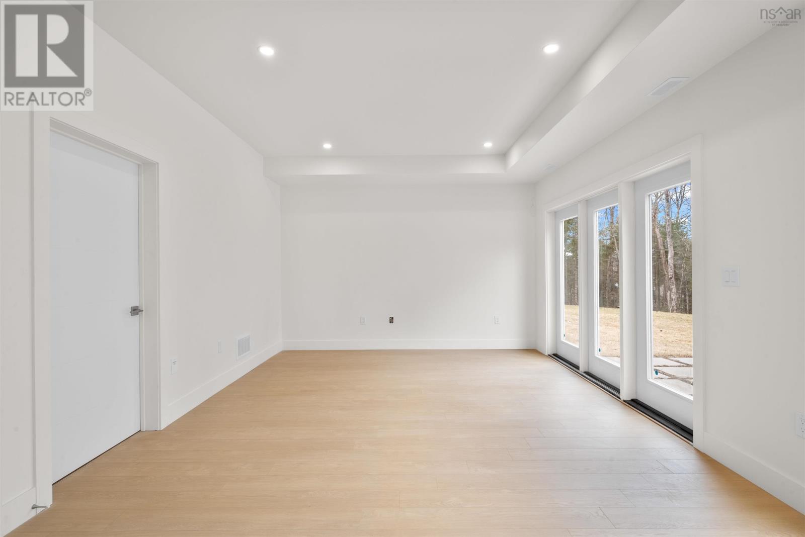 Property 26 of 39 of 11 Merion Court