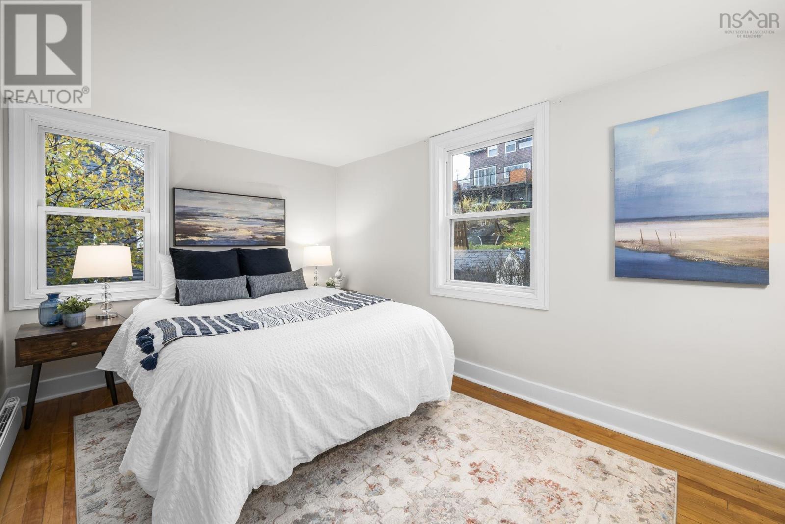 Property 22 of 27 of 3224 Devonshire Avenue