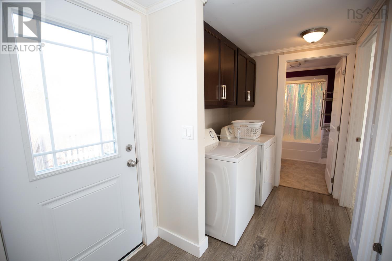 Property 19 of 36 of 6869 HIGHWAY 2