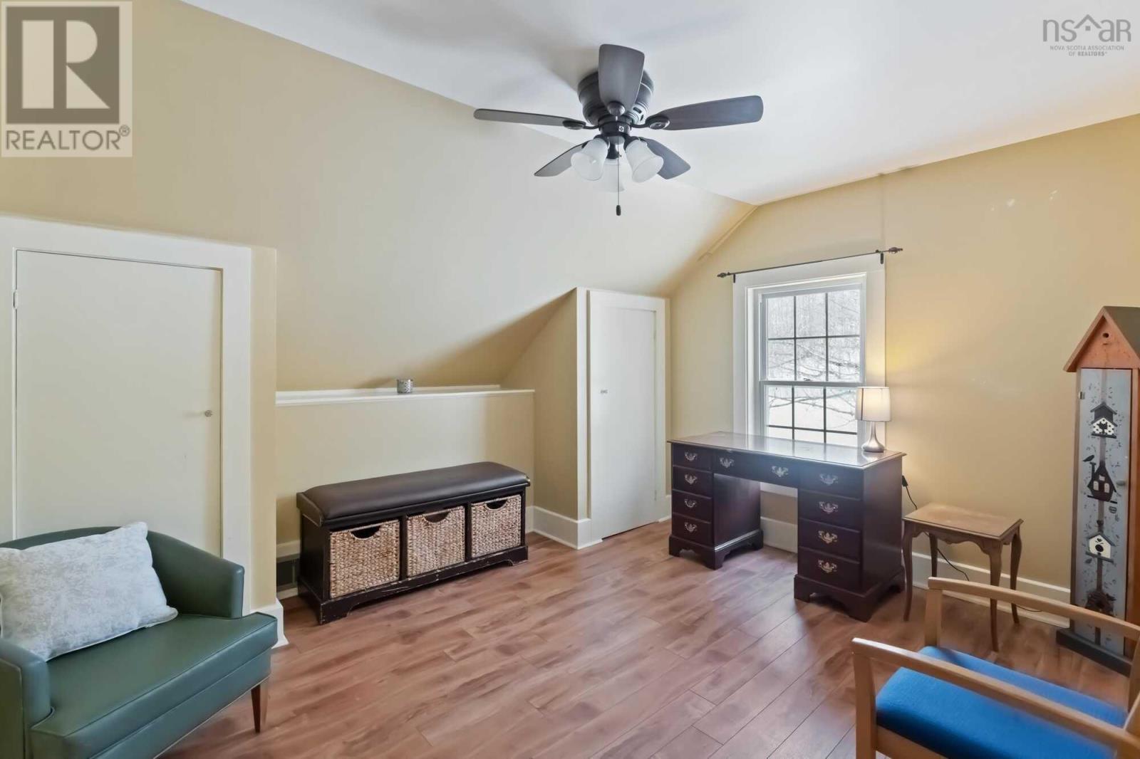 Property 12 of 22 of 792 Bligh Road