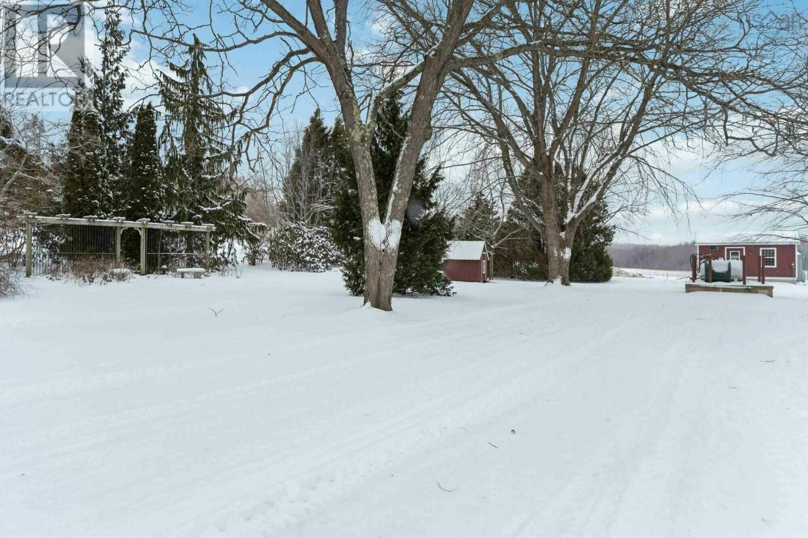 Property 18 of 22 of 792 Bligh Road