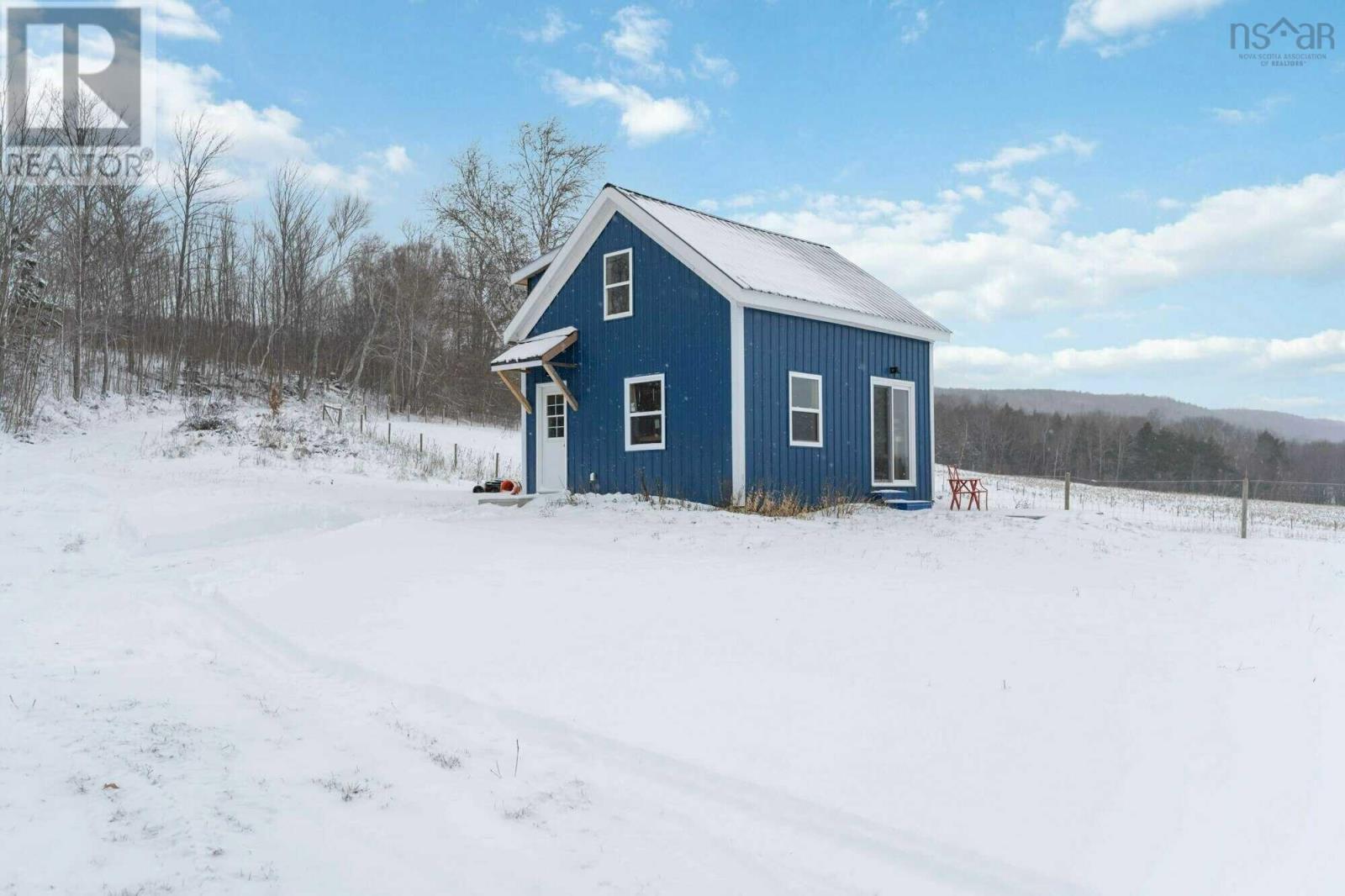 Property 20 of 22 of 792 Bligh Road