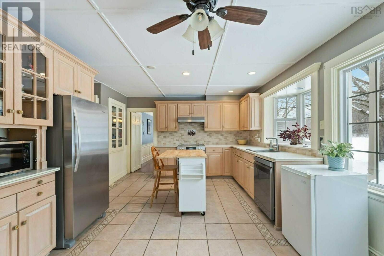 Property 7 of 22 of 792 Bligh Road