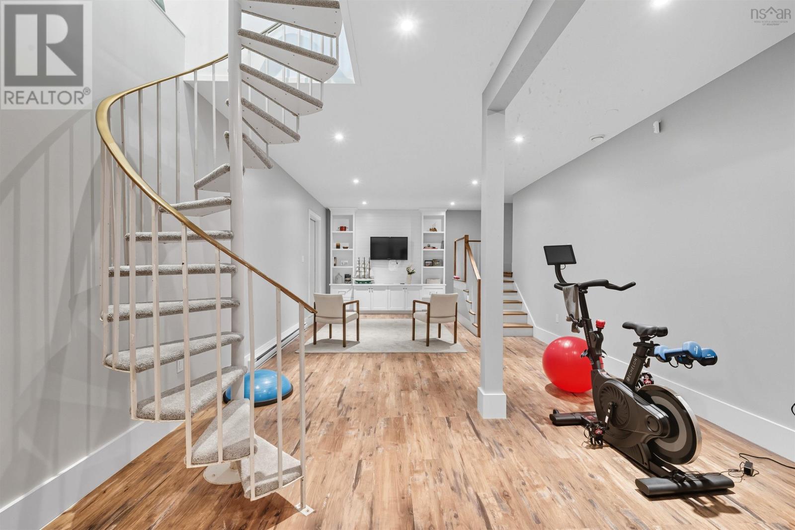 Property 34 of 46 of 35 Sunnywood Road