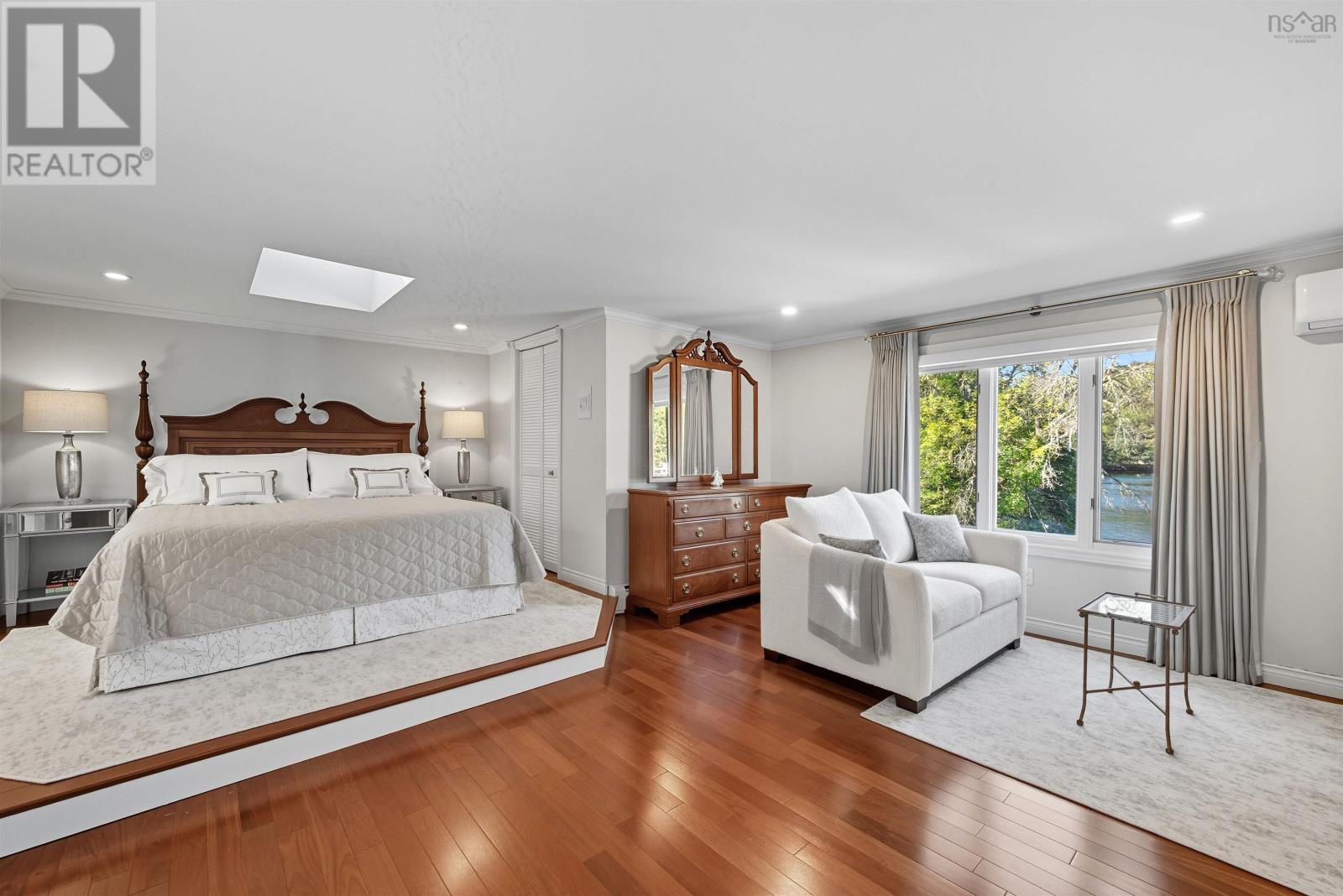 Property 28 of 46 of 35 Sunnywood Road