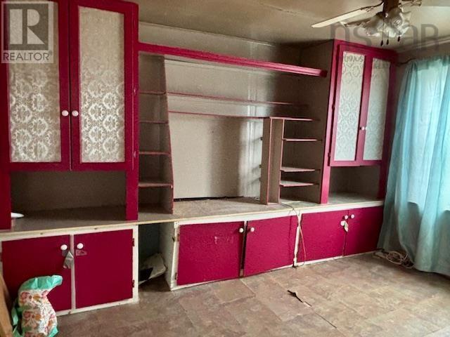 Property 10 of 21 of 726 St. Joseph Street