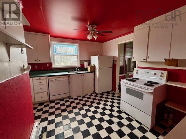 Property 11 of 21 of 726 St. Joseph Street