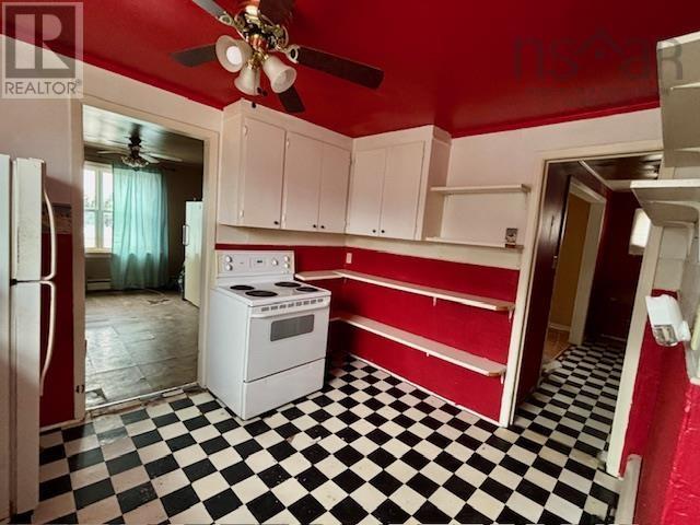 Property 12 of 21 of 726 St. Joseph Street