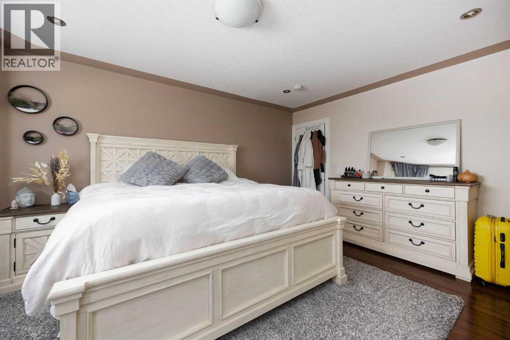 232 Sandpiper Road, Fort McMurray