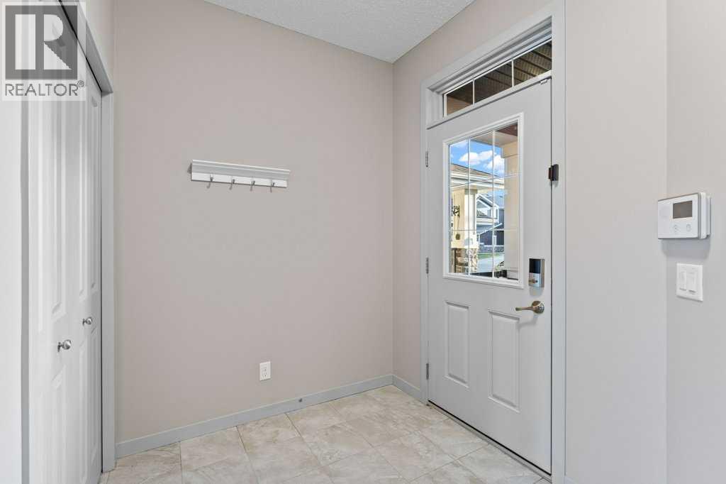 251 Sunrise View, Cochrane